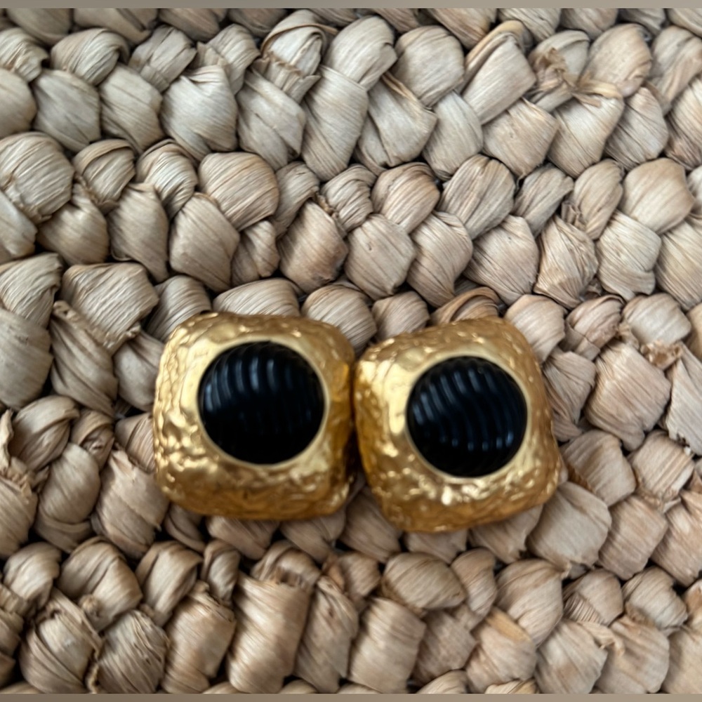 Vintage Gold and Black Square clip on Earrings